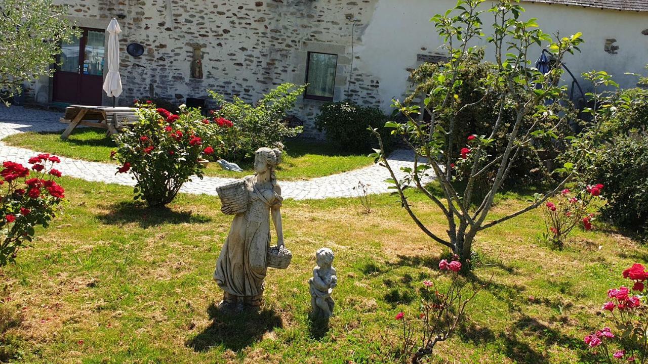 Bed and Breakfast Le Colombier De Kerguezec Surzur Exteriér fotografie